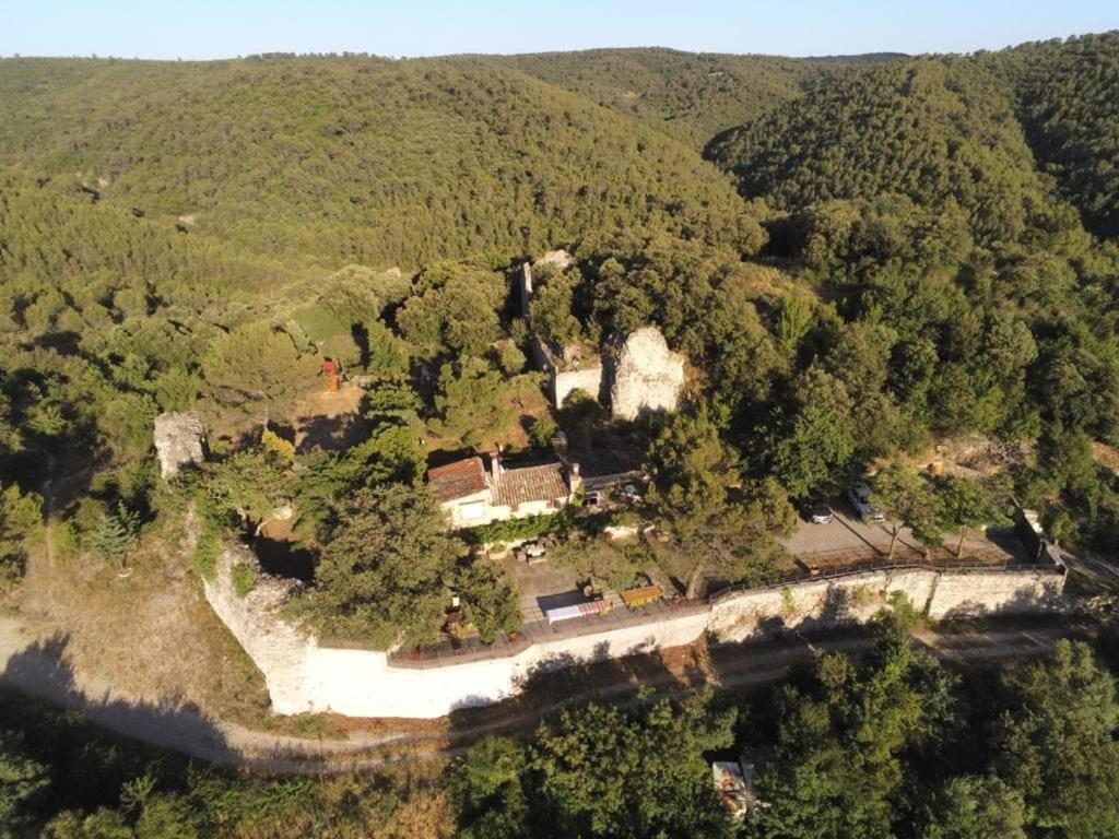 Le Castellas - Gite En Pleine Nature Montmirat Экстерьер фото